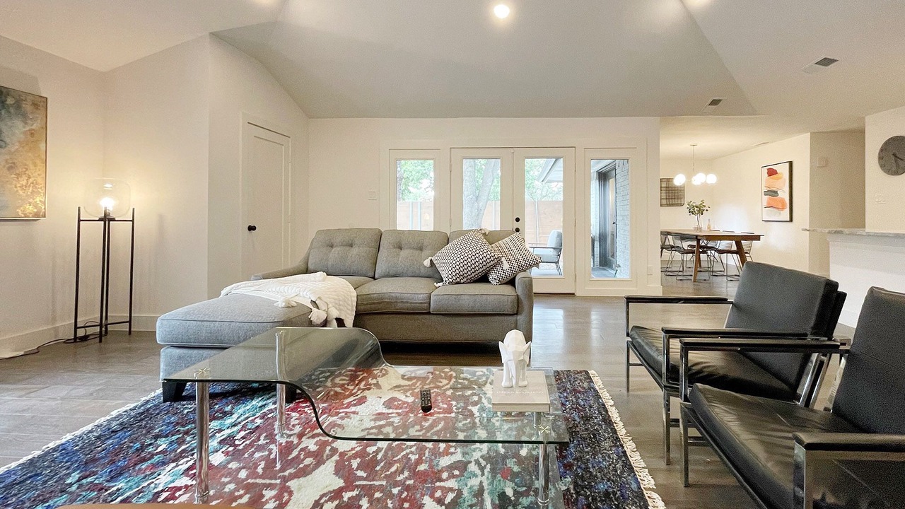 Photo of Livingroom in North Dallas