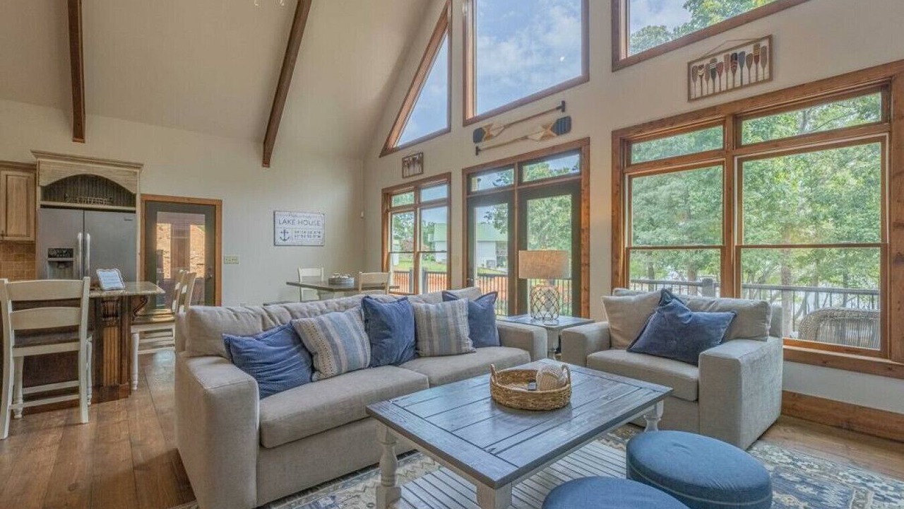 Photo of Livingroom in Reed Creek