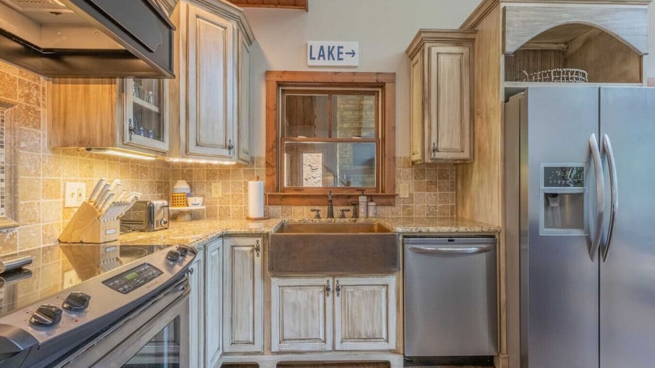 Photo of Kitchen in Reed Creek