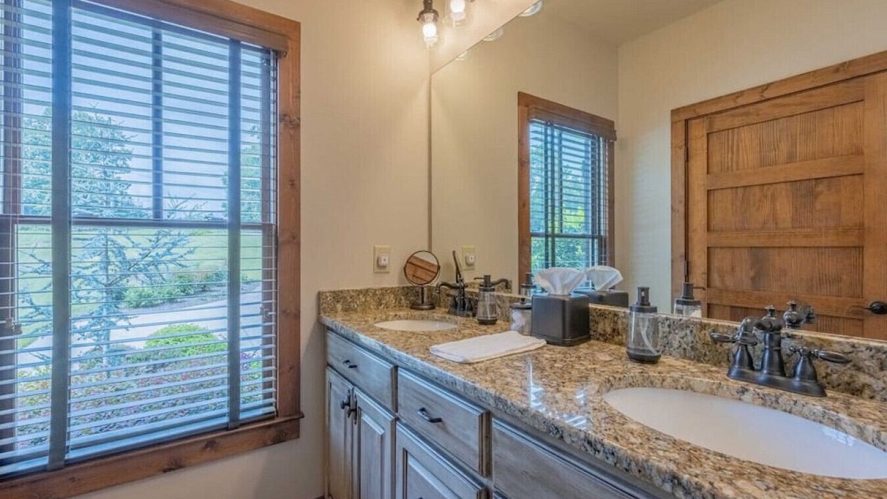 Photo of Bathroom in Reed Creek