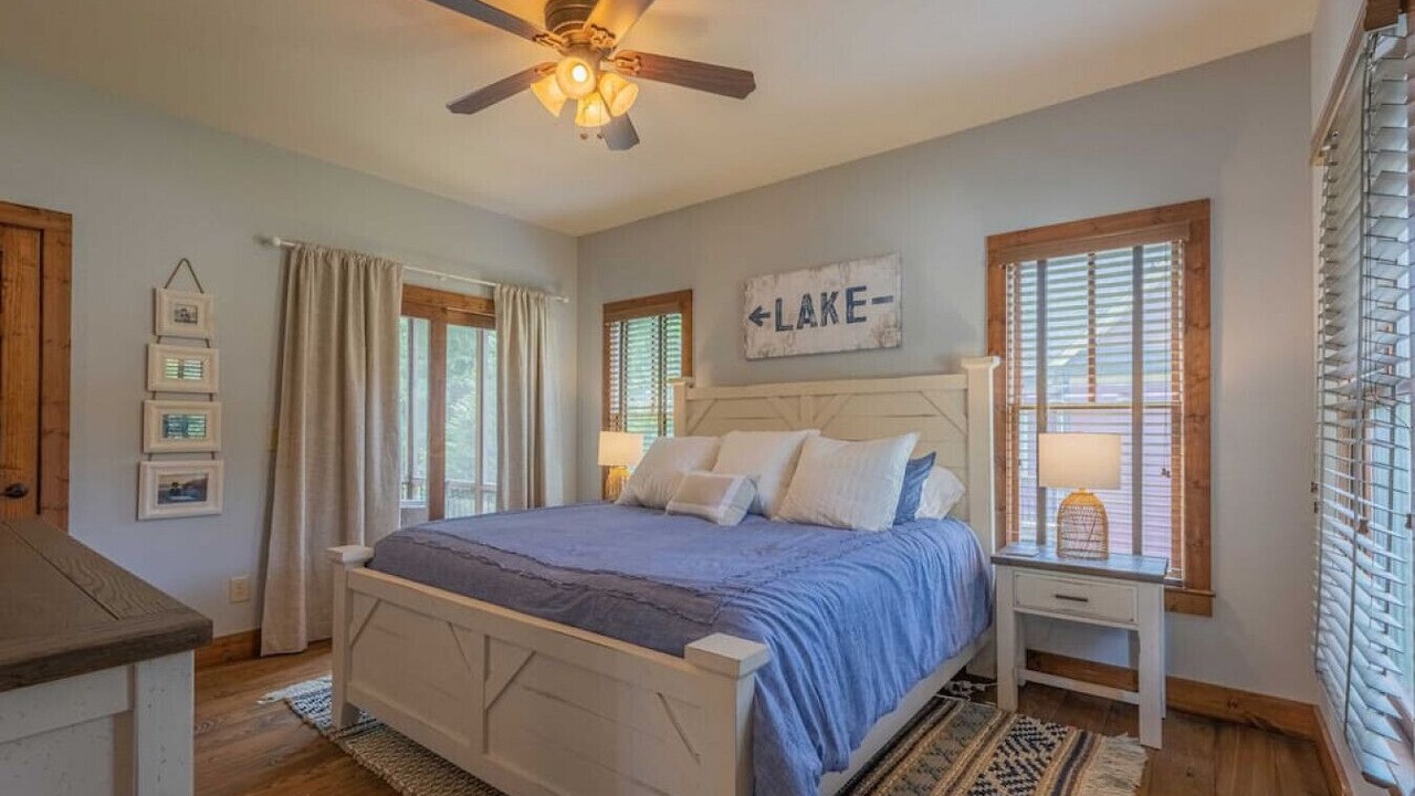 Photo of Bedroom in Reed Creek