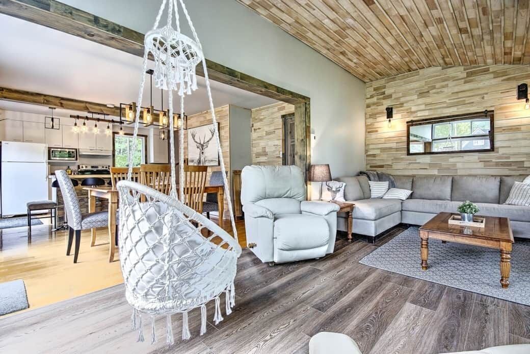 Photo of Livingroom in Saint-Jean-de-Matha