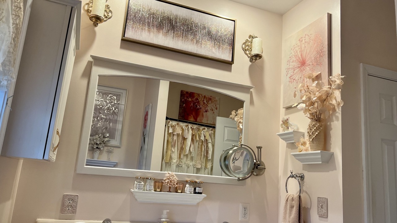 Photo of Bathroom in Town of Augusta