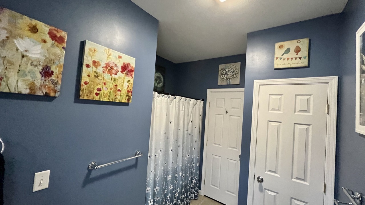 Photo of Bathroom in Town of Augusta