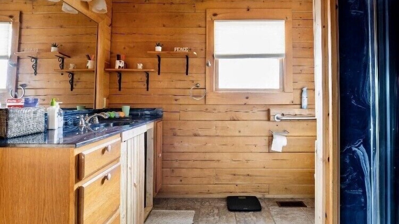Photo of Bathroom in Grubville