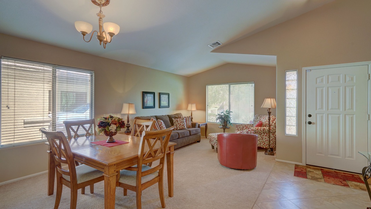 Photo of Livingroom in San Tan Valley