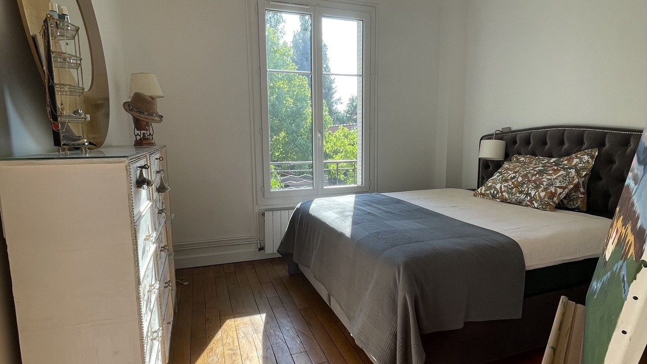 Photo of Bedroom in Deuil-la-Barre