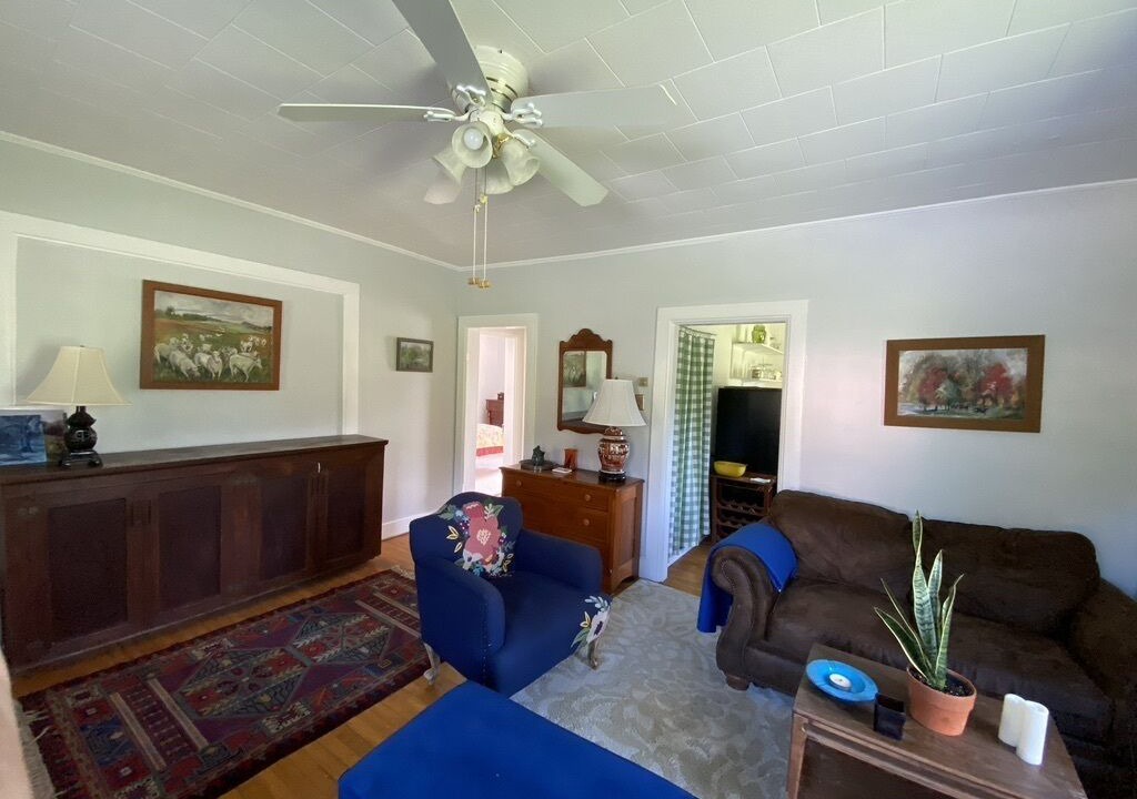 Photo of Livingroom in Town of White Creek