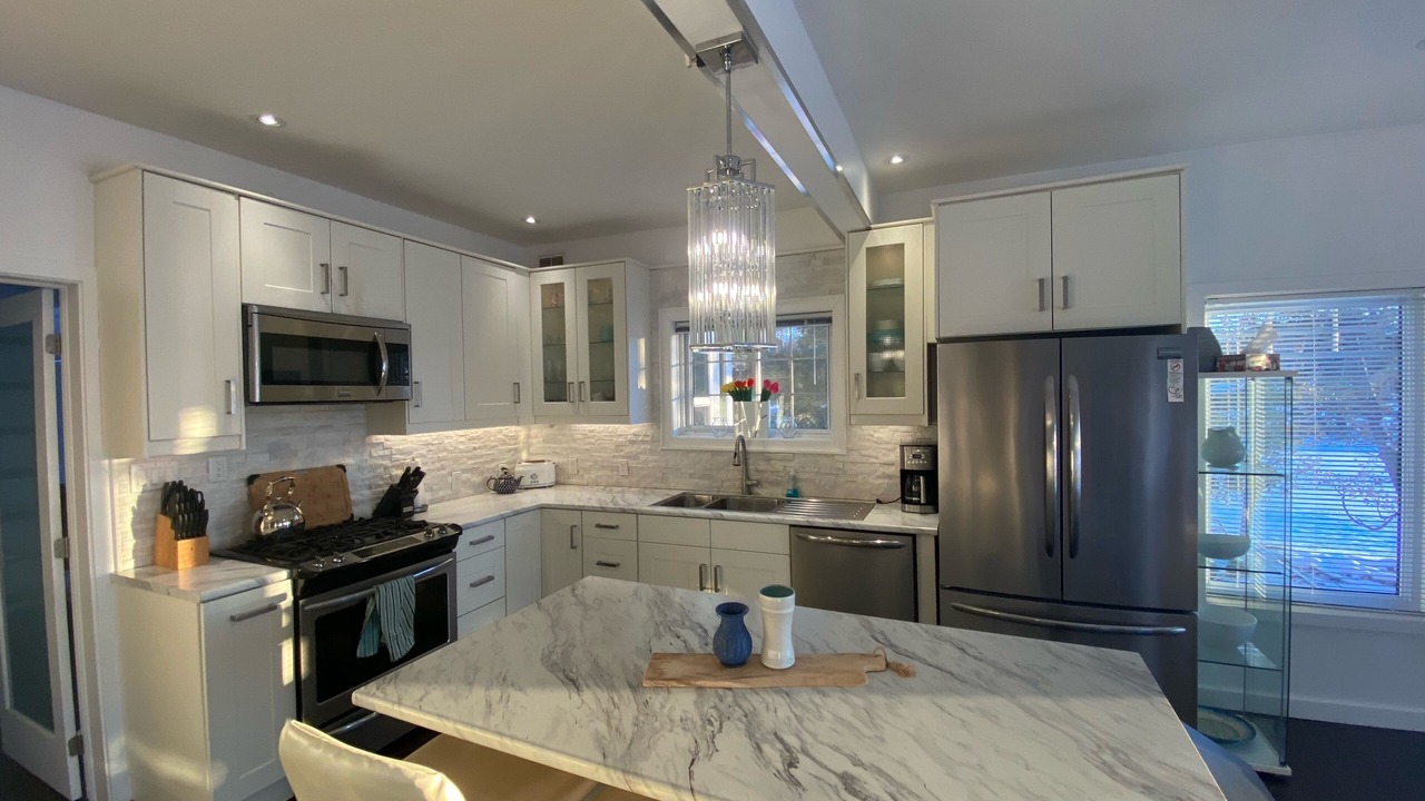 Photo of Kitchen in Muskoka Lakes