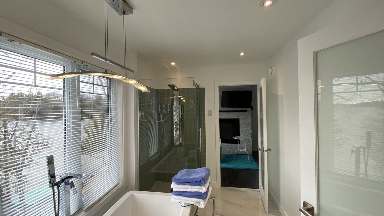 Photo of Bathroom in Muskoka Lakes
