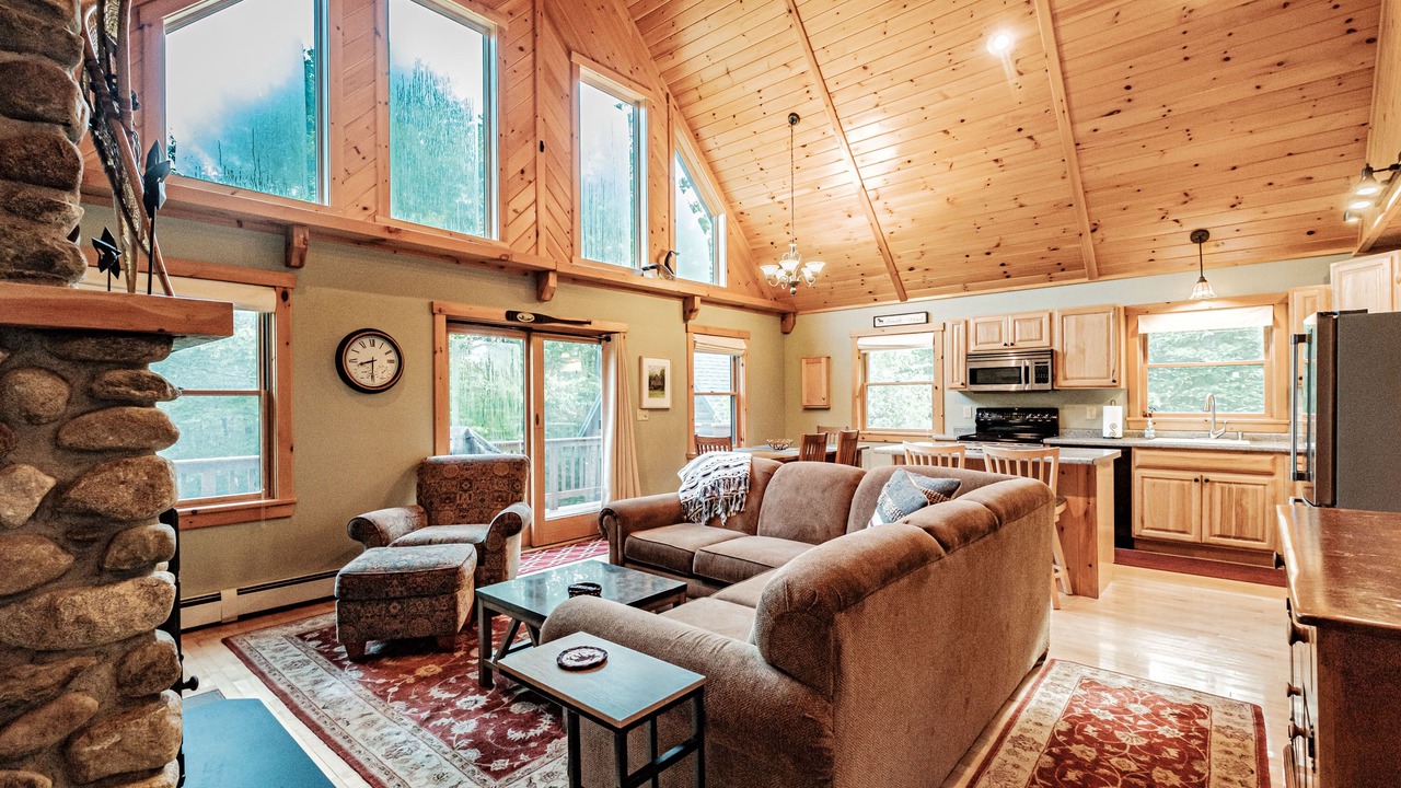 Photo of Livingroom in South Pond Shores