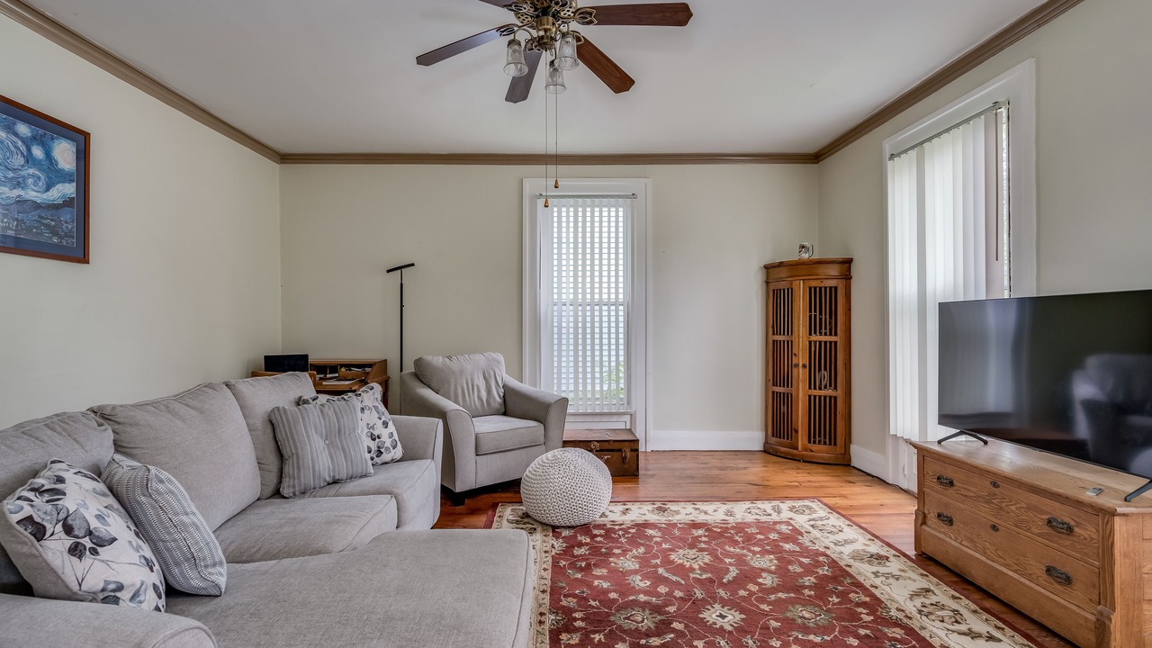 Photo of Livingroom in Watertown