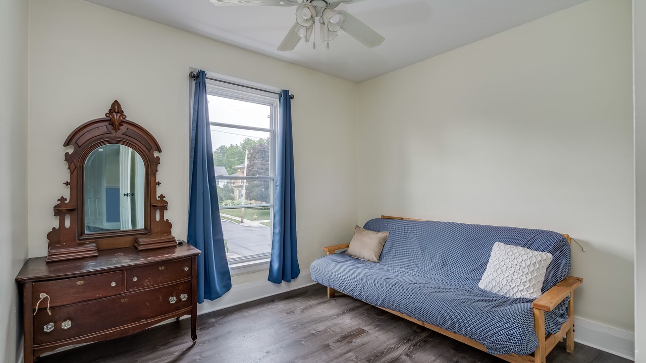 Photo of Livingroom in Watertown
