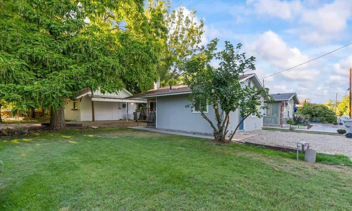 Photo of Others in Caldwell