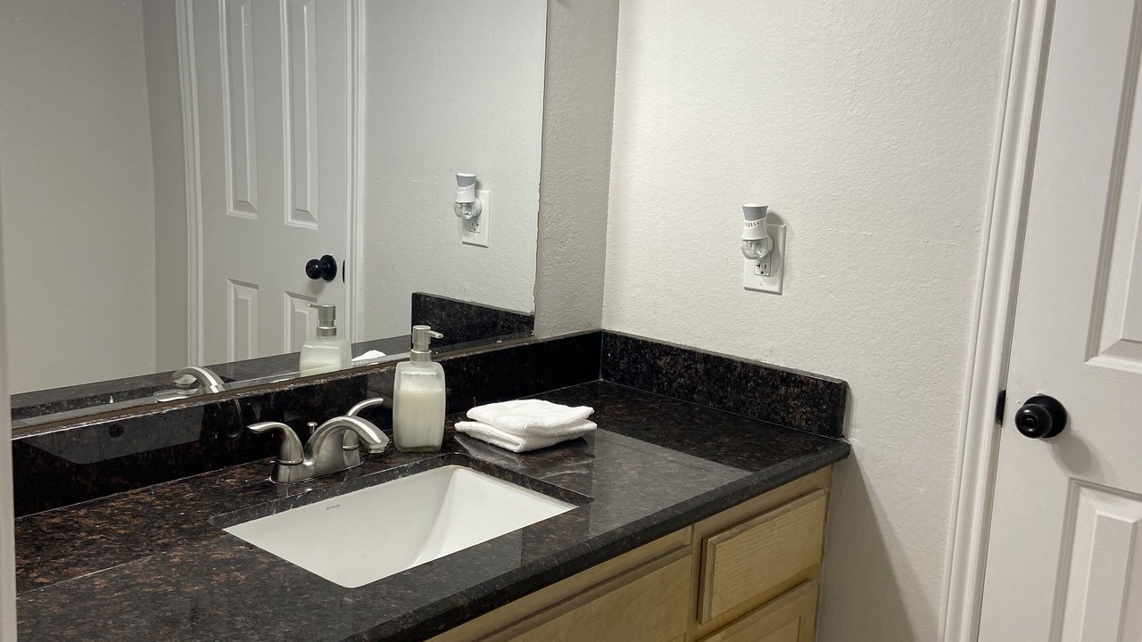Photo of Bathroom in Bonanza