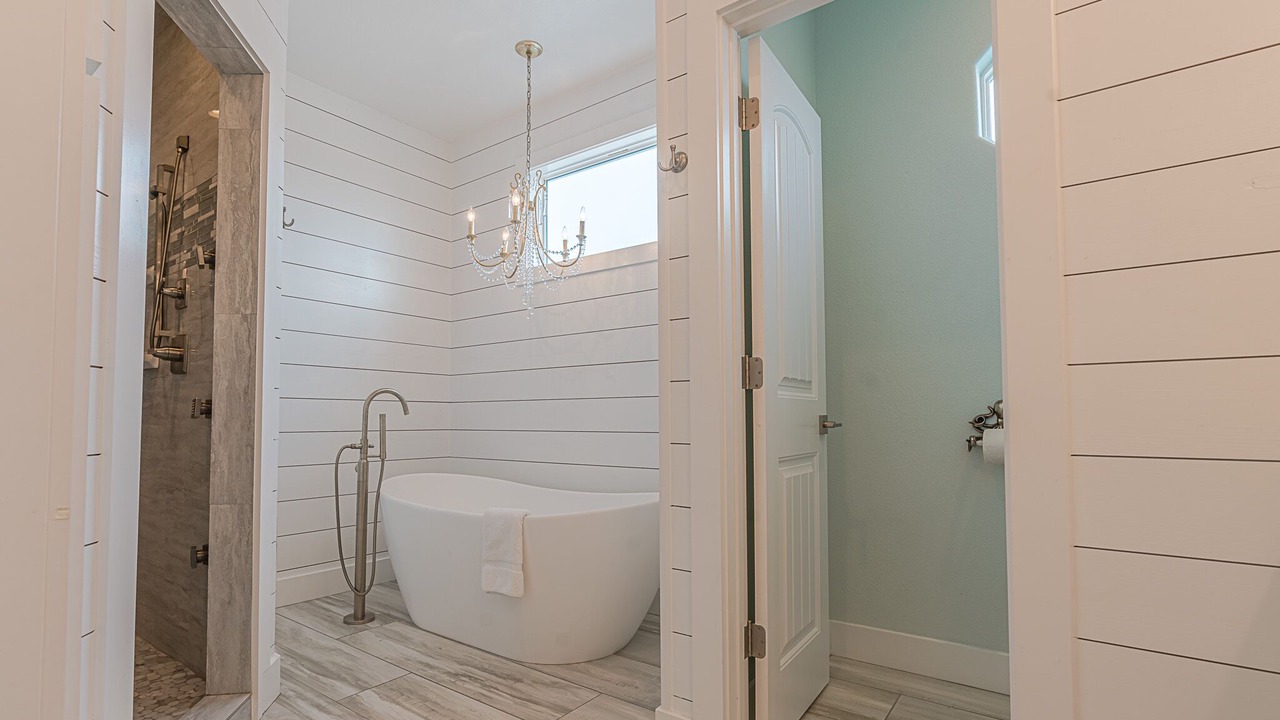 Photo of Bathroom in Port Bolivar