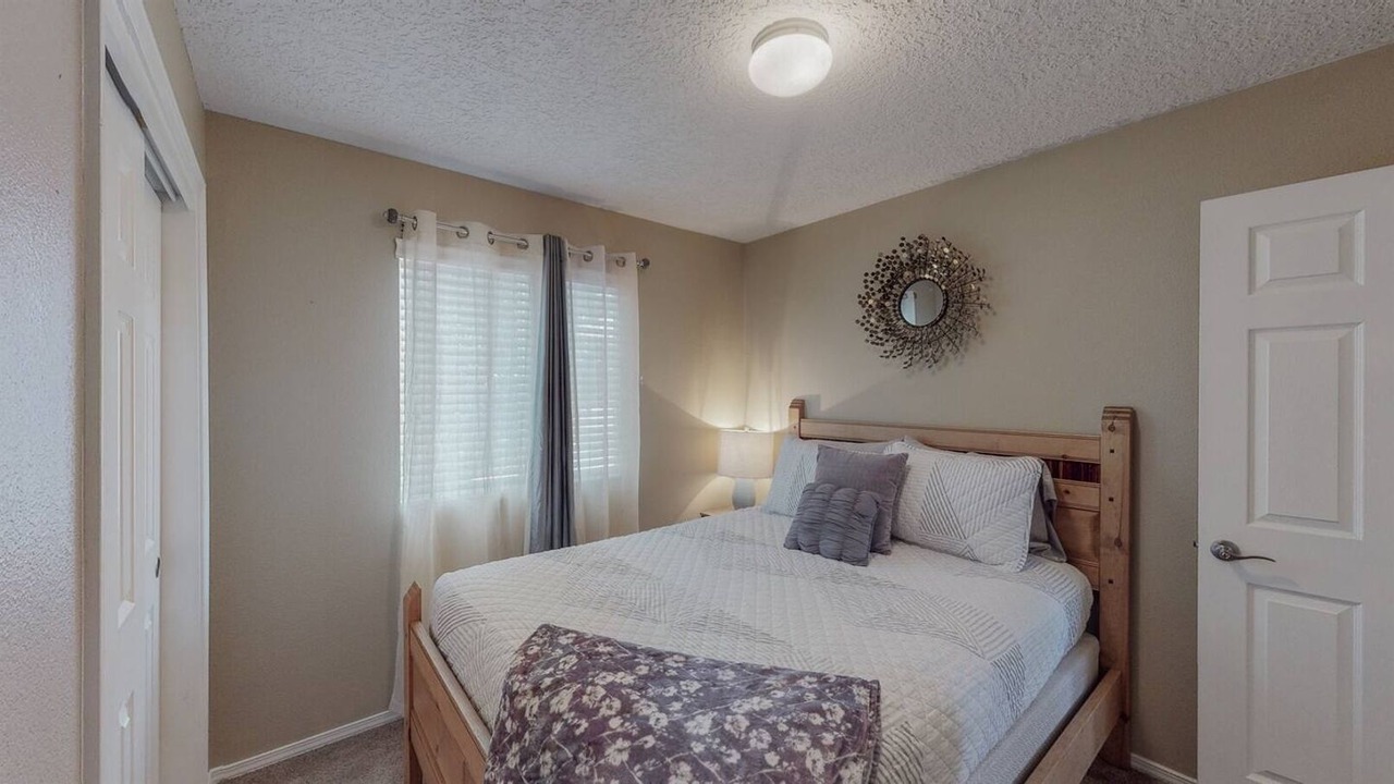 Photo of Bedroom in Heritage Hills