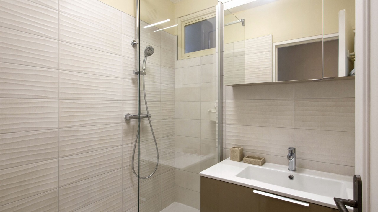 Photo of Bathroom in Biarritz City Centre