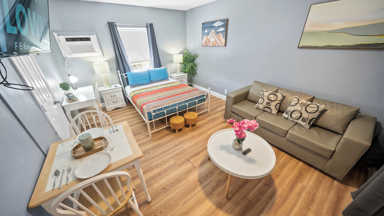Photo of Bedroom in Pompano Beach