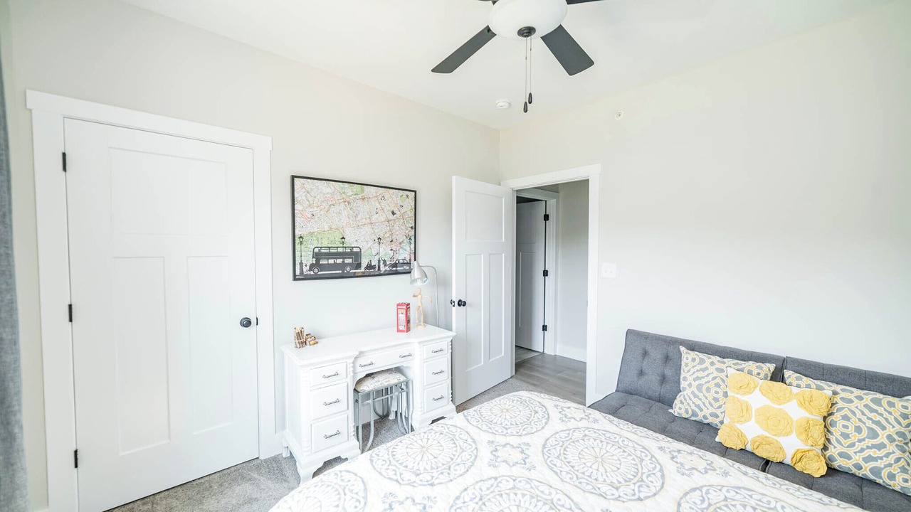 Photo of Bedroom in Forest