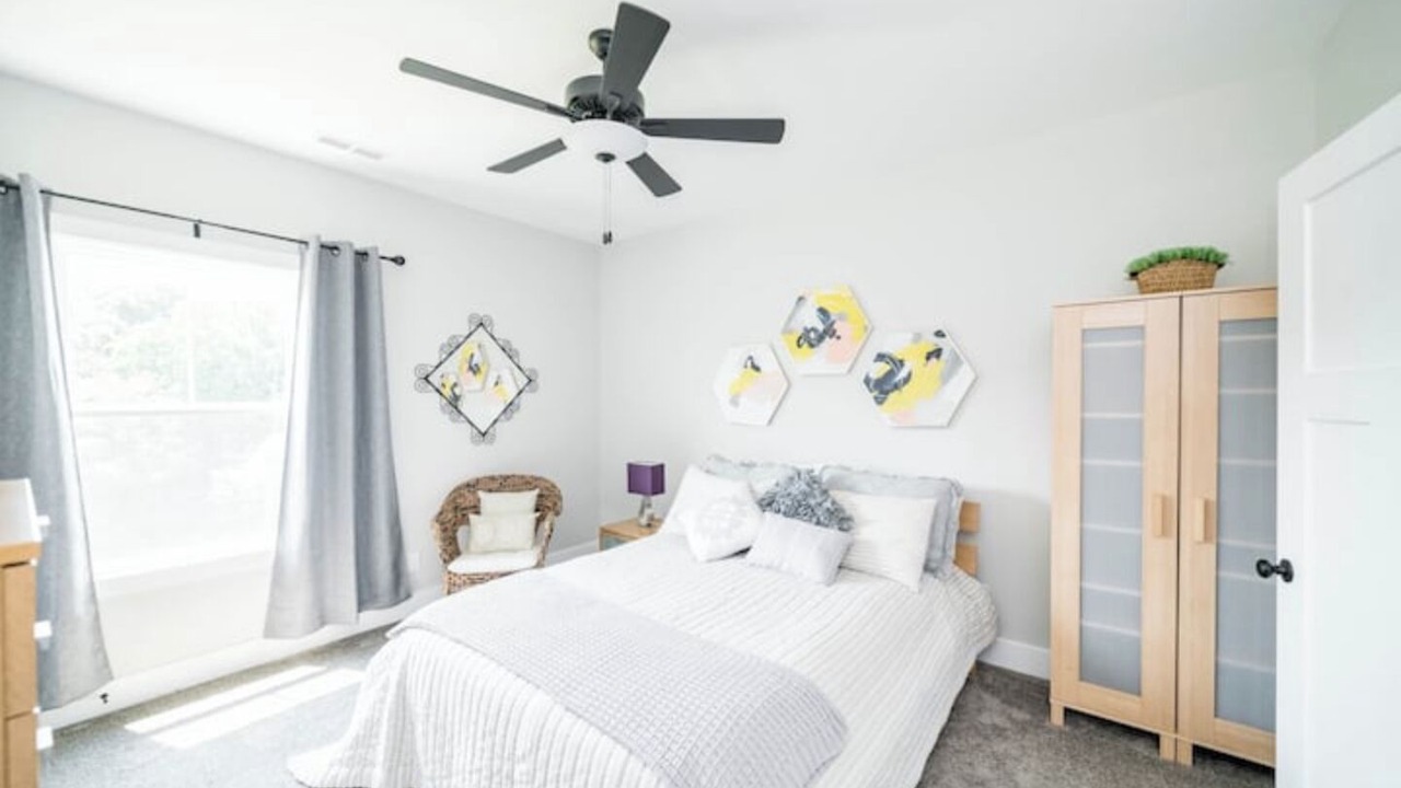 Photo of Bedroom in Forest