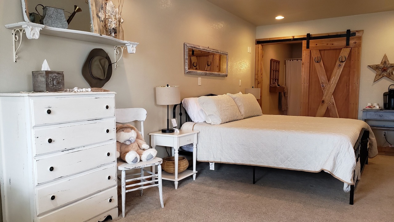 Photo of Bedroom in Midvale