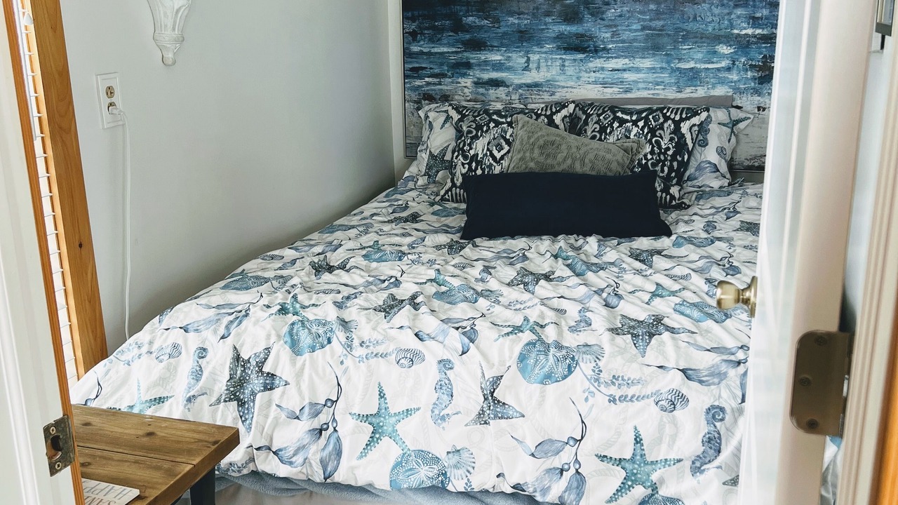 Photo of Bedroom in Cape Vincent