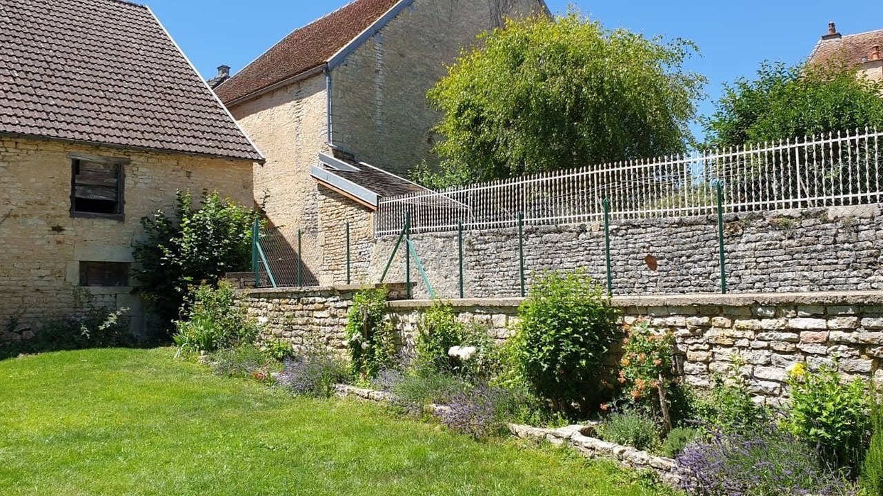 Photo of Outdoor in Baigneux-les-Juifs