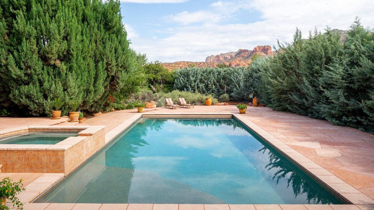 Photo of Outdoor in Oak Creek