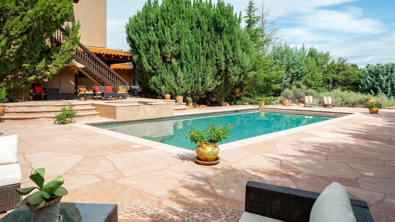Photo of Outdoor in Oak Creek