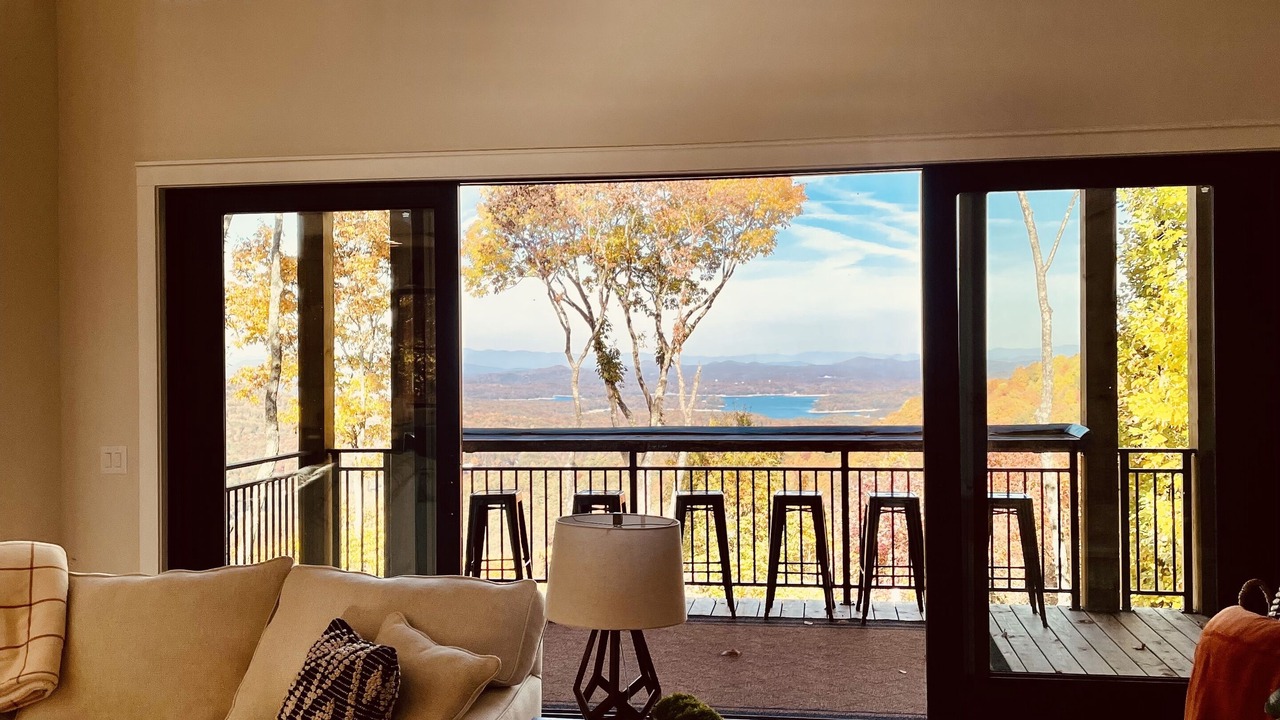 Photo of Livingroom in Blue Ridge