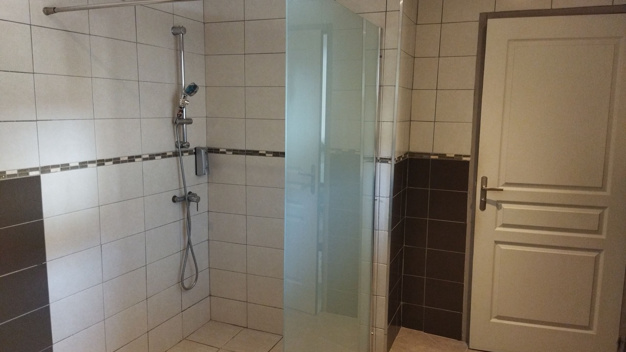Photo of Bathroom in Le Somail