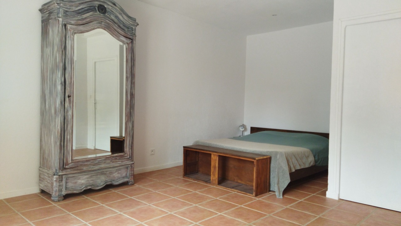 Photo of Bedroom in Le Somail
