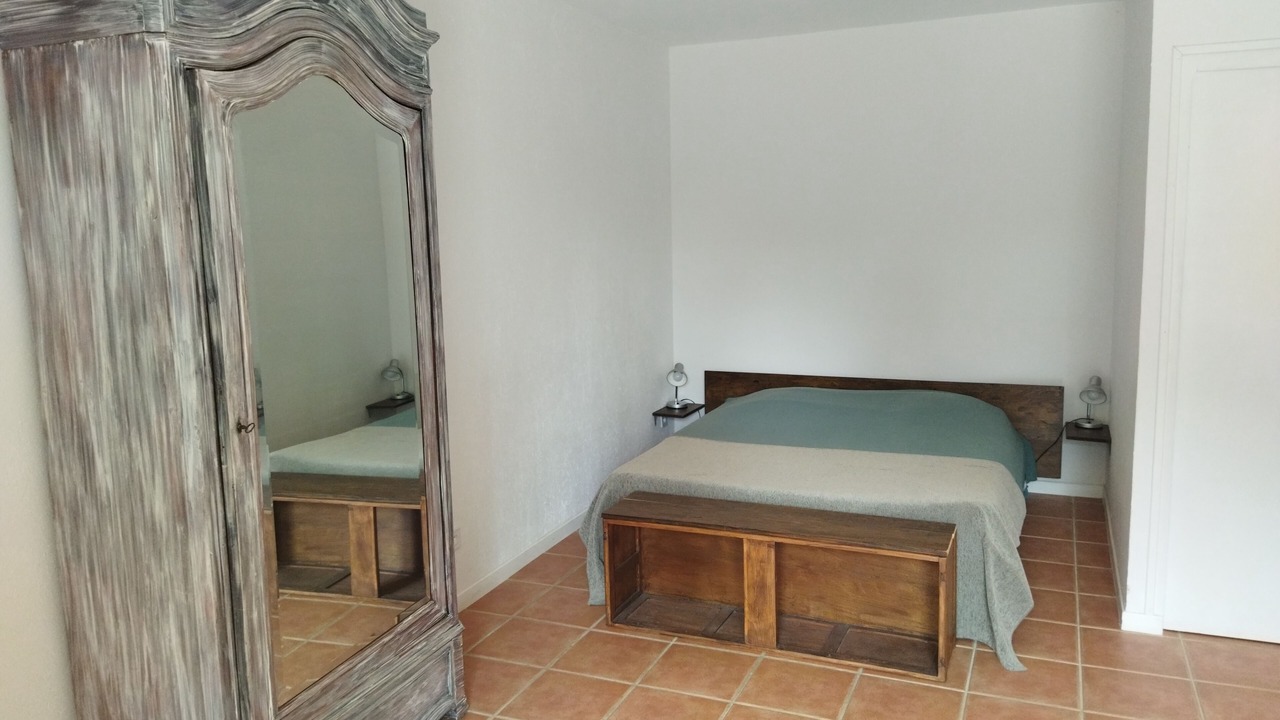 Photo of Bedroom in Le Somail
