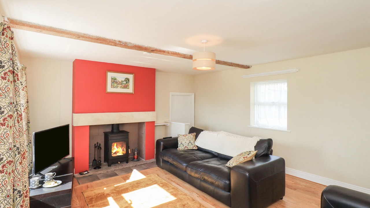 Photo of Livingroom in Wing