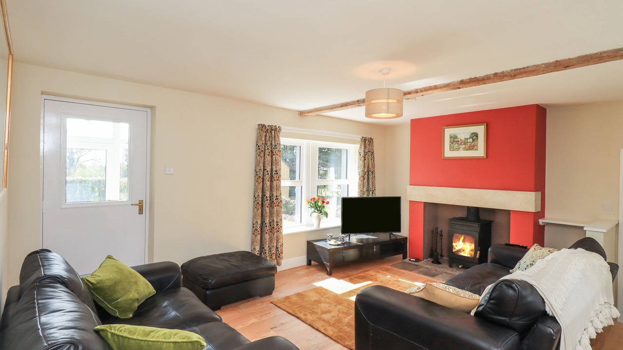 Photo of Livingroom in Wing