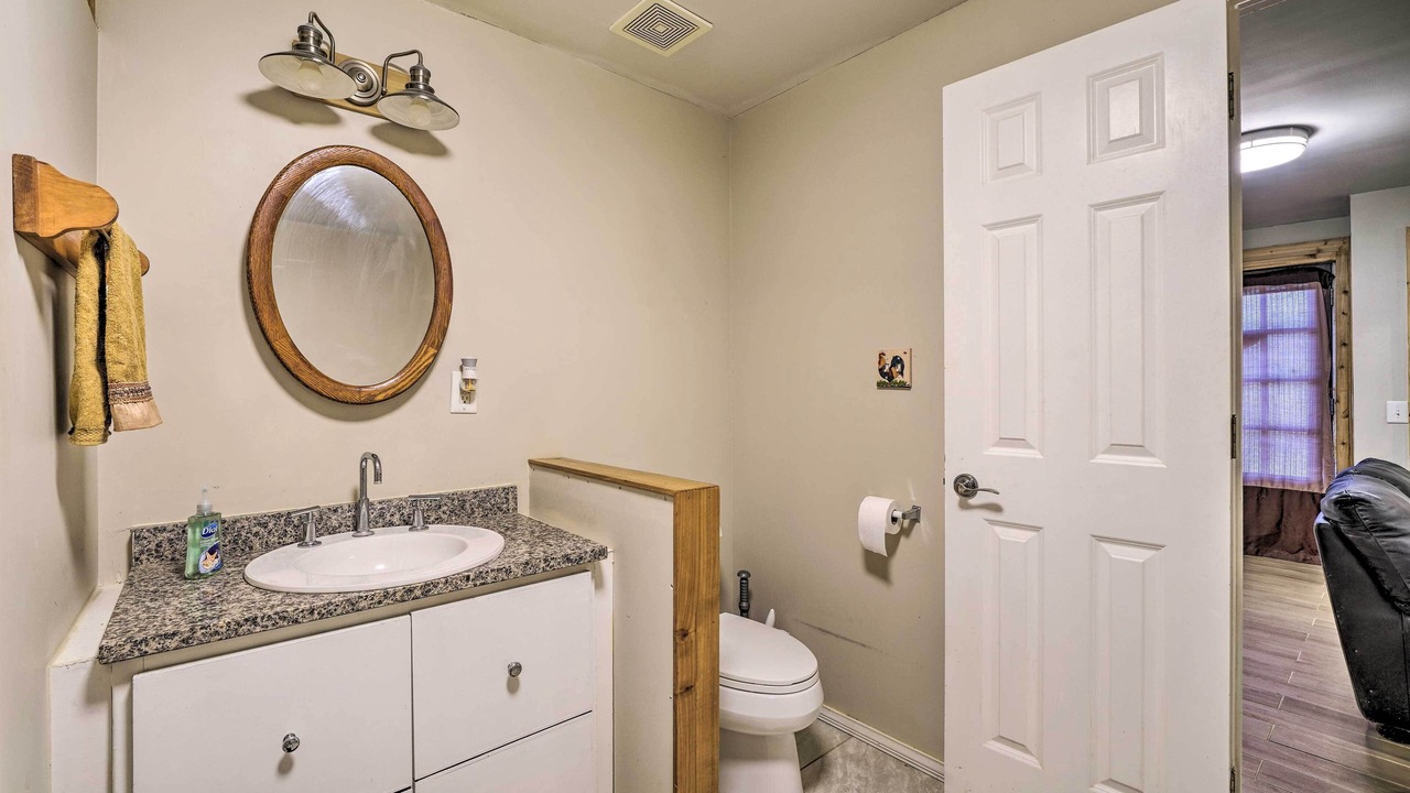 Photo of Bathroom in Tower Heights