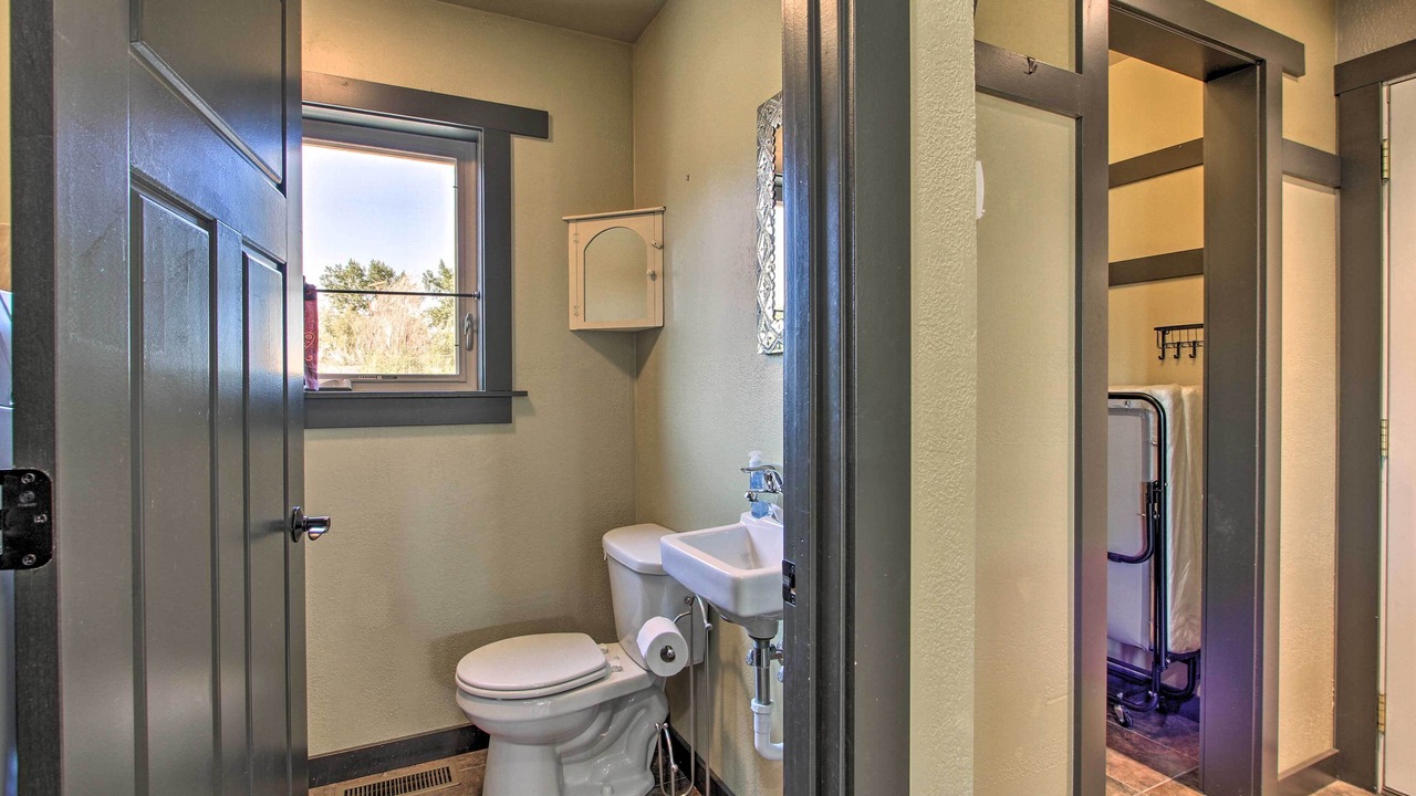 Photo of Bathroom in Bynum