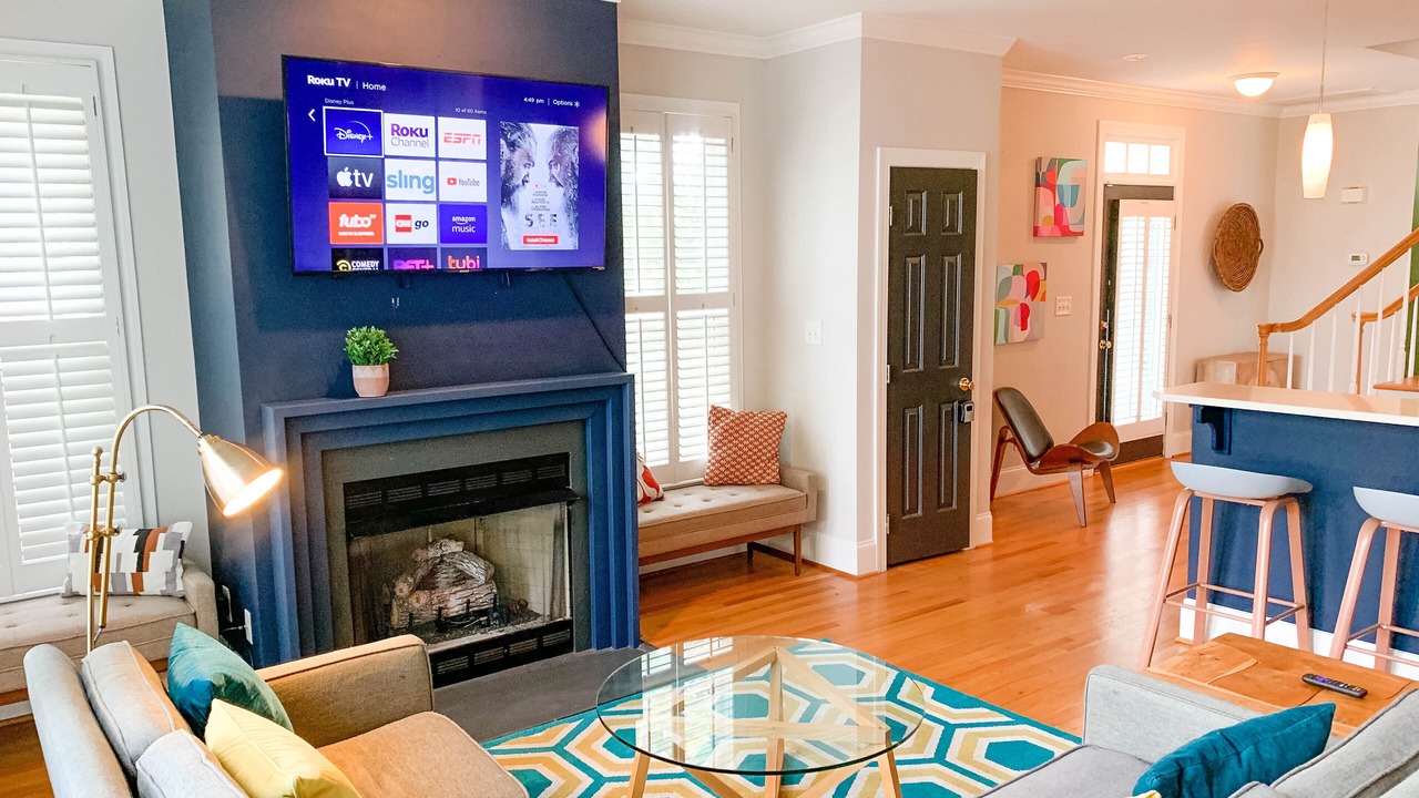 Photo of Livingroom in Southwest Raleigh