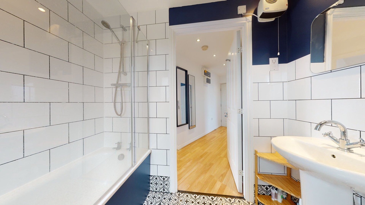 Photo of Bathroom in Hackney Central