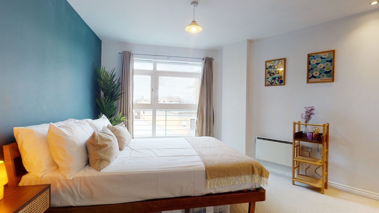 Photo of Bedroom in Hackney Central
