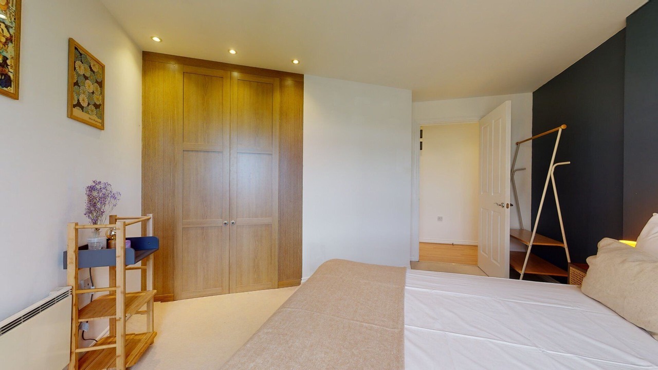 Photo of Bedroom in Hackney Central