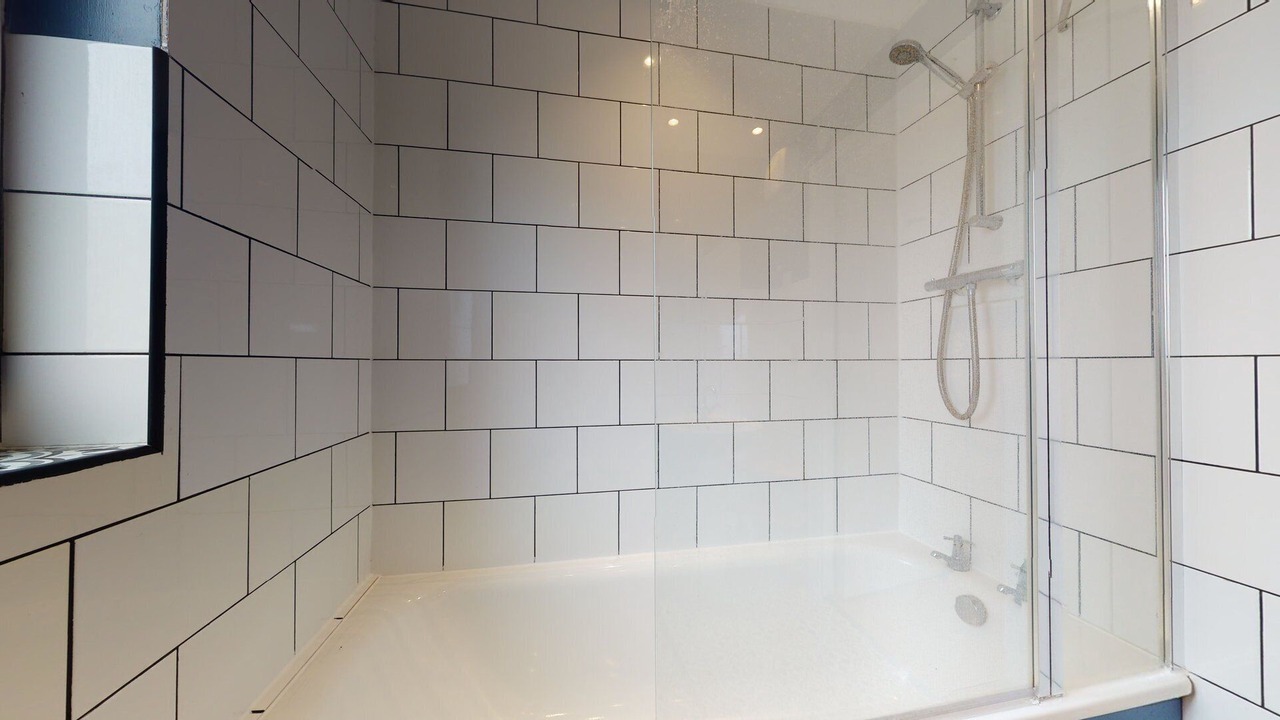 Photo of Bathroom in Hackney Central