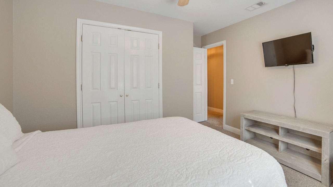 Photo of Bedroom in Leisure Land