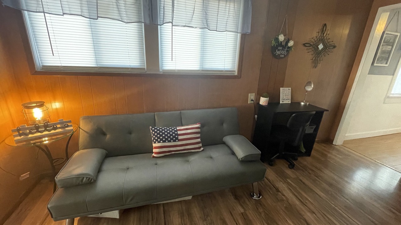 Photo of Bedroom in Elgin