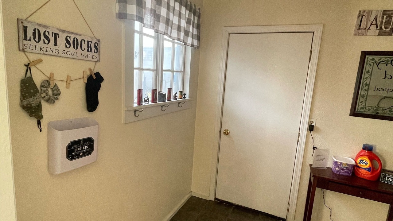 Photo of Bedroom in Elgin