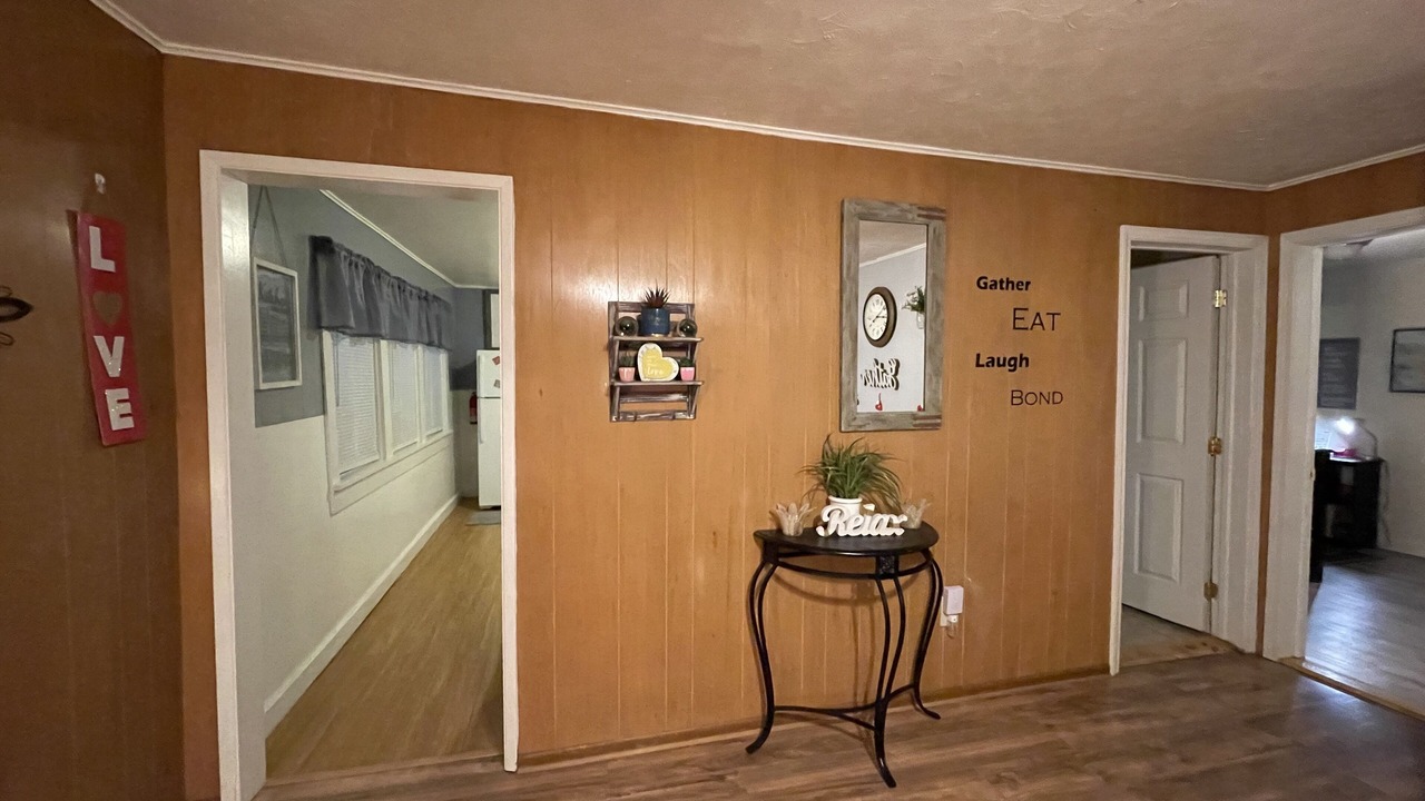 Photo of Livingroom in Elgin