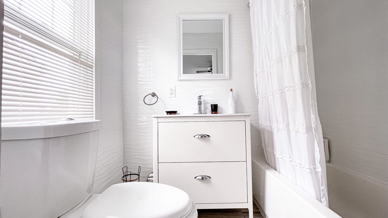 Photo of Bathroom in Glenside