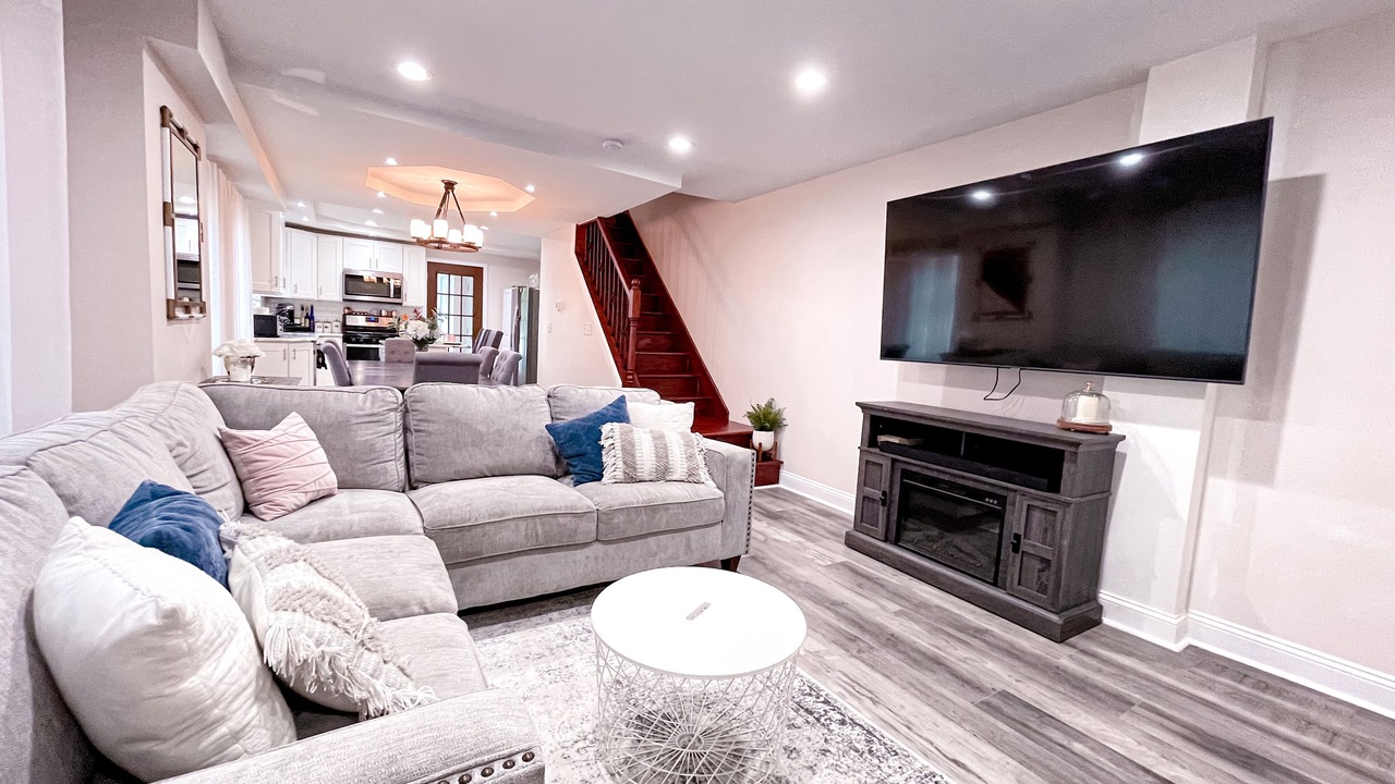 Photo of Livingroom in Glenside