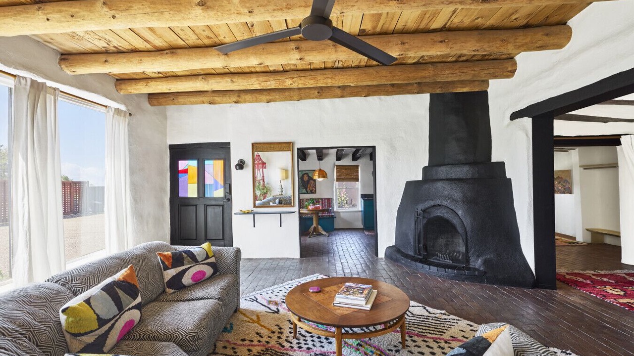 Photo of Livingroom in Santa Fe